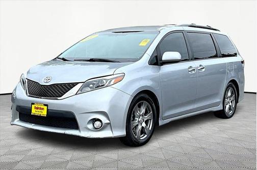 2017 Toyota Sienna SE