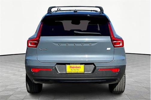 2021 Volvo XC40 Recharge Pure Electric P8