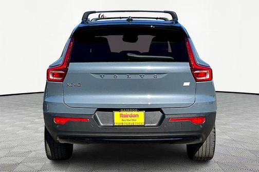 2021 Volvo XC40 Recharge Pure Electric P8