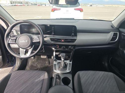 Dark Ocean Blue 2025 Kia Seltos LX
