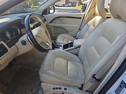 2015 Volvo XC70 T6 Platinum