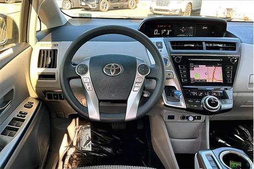 2017 Toyota Prius v Three