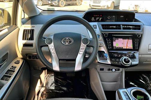 2017 Toyota Prius v Three