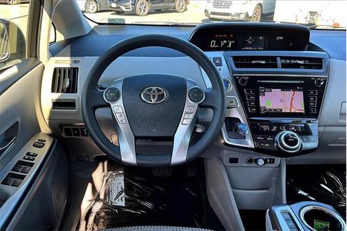 2017 Toyota Prius v Three