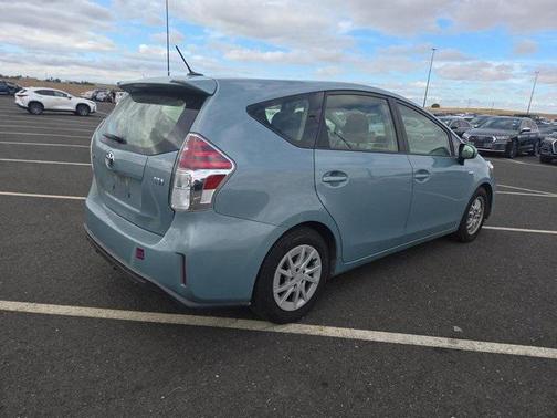 2017 Toyota Prius v Three