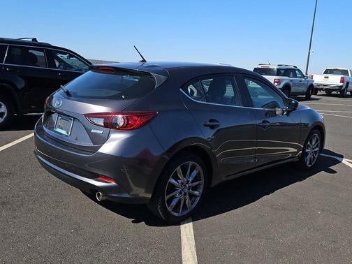 2018 Mazda Mazda3 Touring