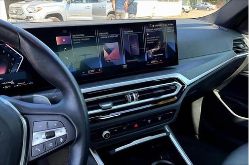 2024 BMW 330 i xDrive