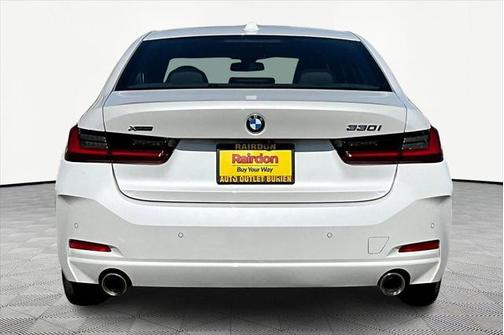 2024 BMW 330 i xDrive