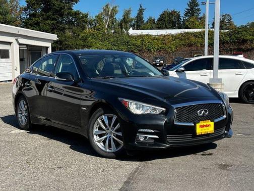 2015 INFINITI Q50 Hybrid Premium
