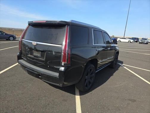 2017 Cadillac Escalade Premium Luxury