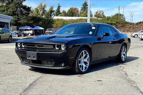 2015 Dodge Challenger SXT Plus