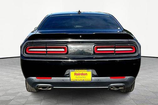 2015 Dodge Challenger SXT Plus