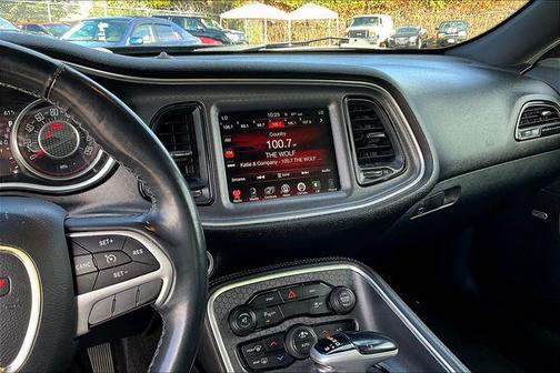 2015 Dodge Challenger SXT Plus