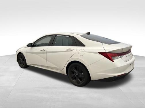 2021 Hyundai ELANTRA HEV Blue