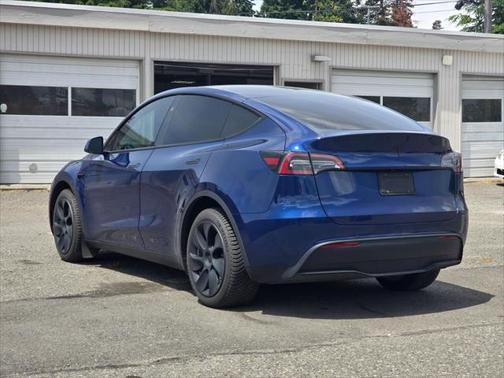 2024 Tesla Model Y Long Range Dual Motor All-Wheel Drive