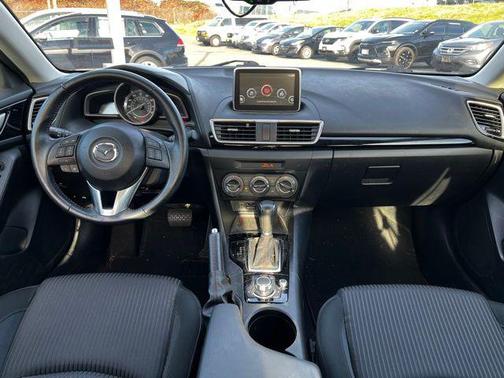 2015 Mazda Mazda3 i Touring