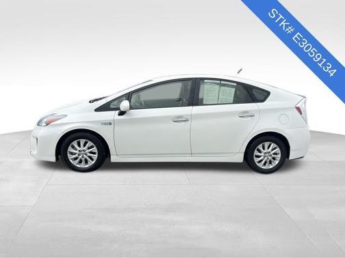 2014 Toyota Prius Plug-in Advanced