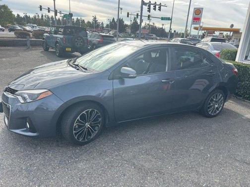 2015 Toyota Corolla S Plus