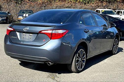 2015 Toyota Corolla S Plus