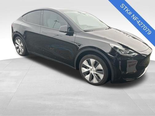 2022 Tesla Model Y Long Range Dual Motor All-Wheel Drive