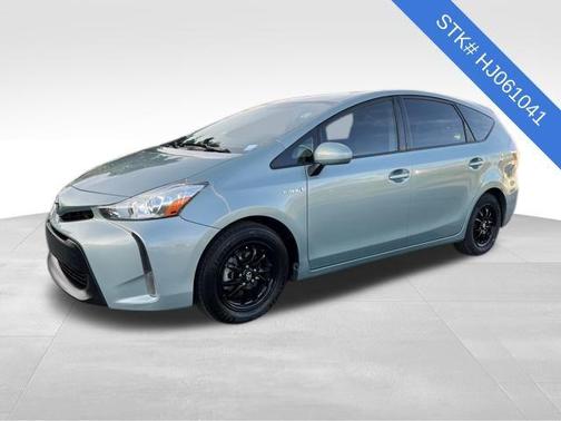 2017 Toyota Prius v Three
