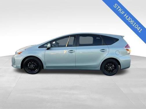 2017 Toyota Prius v Three