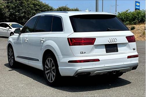 2017 Audi Q7 3.0T Premium