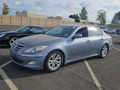 2013 Hyundai Genesis 3.8