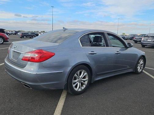 2013 Hyundai Genesis 3.8