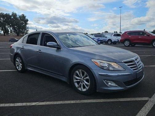 2013 Hyundai Genesis 3.8