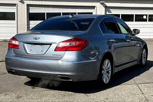 2013 Hyundai Genesis 3.8