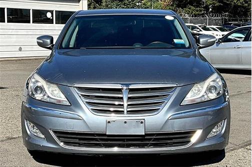 2013 Hyundai Genesis 3.8