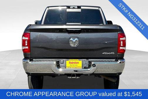 2022 RAM 2500 Tradesman Crew Cab 4x4 6'4' Box