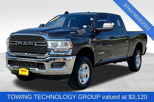 2022 RAM 2500 Tradesman Crew Cab 4x4 6'4' Box