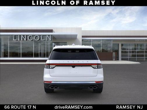 Pristine White Metallic Tri-Coat 2026 Lincoln Aviator Reserve AWD