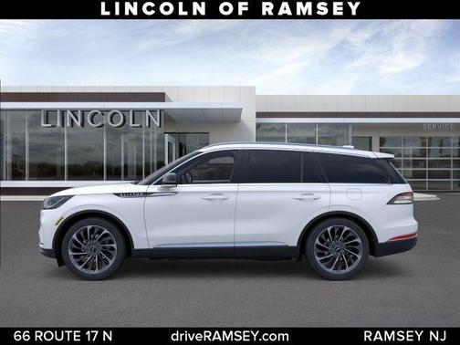 Pristine White Metallic Tri-Coat 2026 Lincoln Aviator Reserve AWD