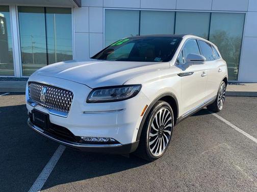 2022 Lincoln Nautilus Black Label