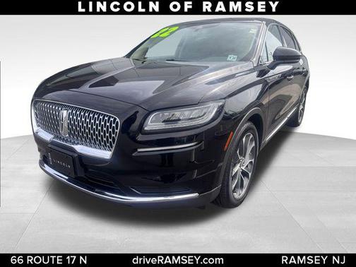INFINITE BLACK MET CC 2022 Lincoln Nautilus Reserve
