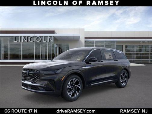 INFINITE BLACK MET CC 2026 Lincoln Nautilus Premiere