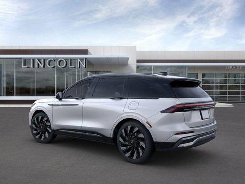 2025 Lincoln Nautilus Reserve