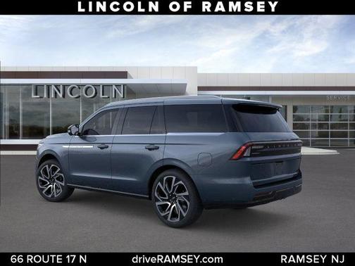 FLIGHT BLUE METALLIC CC 2026 Lincoln Navigator Reserve