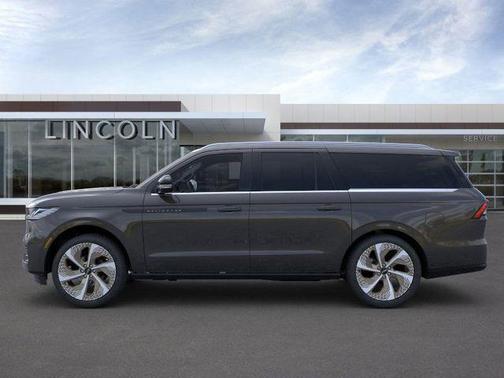 2025 Lincoln Navigator Black Label