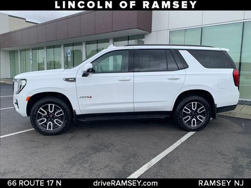 2023 GMC Yukon 4WD AT4