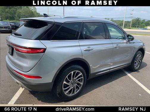 2022 Lincoln Corsair Standard
