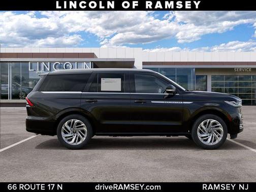 Infinite Black Metallic Clearcoat 2027 Lincoln Navigator Reserve