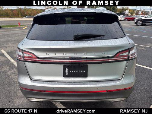 Silver Radiance Metallic Clearcoat 2023 Lincoln Nautilus Reserve