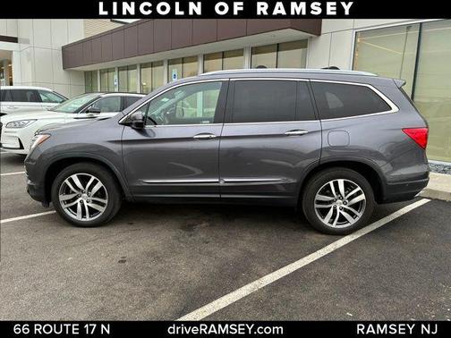 2017 Honda Pilot Touring