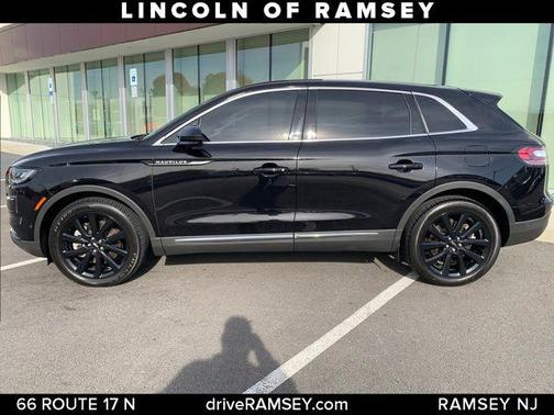 2022 Lincoln Nautilus Reserve
