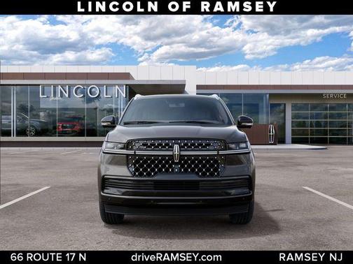Chroma Caviar Dark Gray Metallic Clearcoat 2027 Lincoln Navigator Black Label