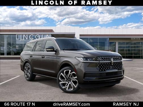 Chroma Caviar Dark Gray Metallic Clearcoat 2027 Lincoln Navigator Black Label